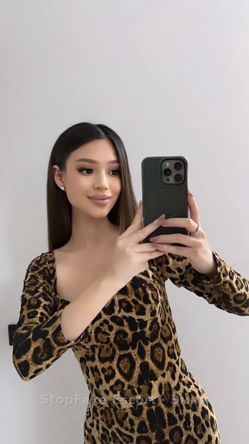 Эмми model photo